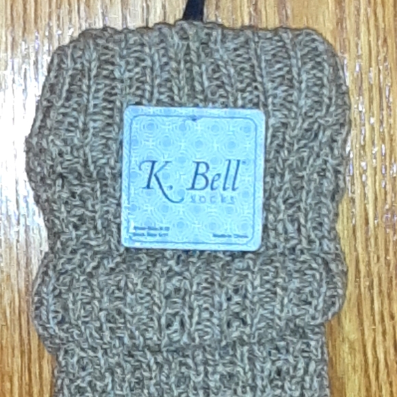 Fashionable Tan Leg Warmers NWT - Picture 2 of 8